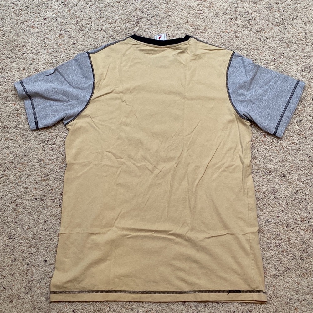 (2nd)Mens or Womens Pittsburgh Penguins Crosby shirt. - Picture 3 of 5